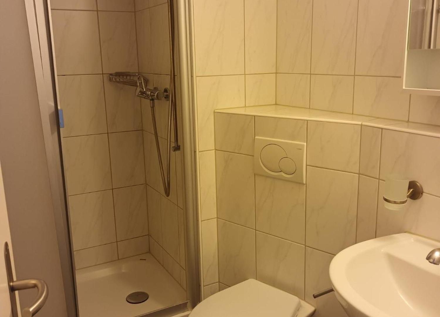Charming In The Perfect Spot - Stork 34 Apartment