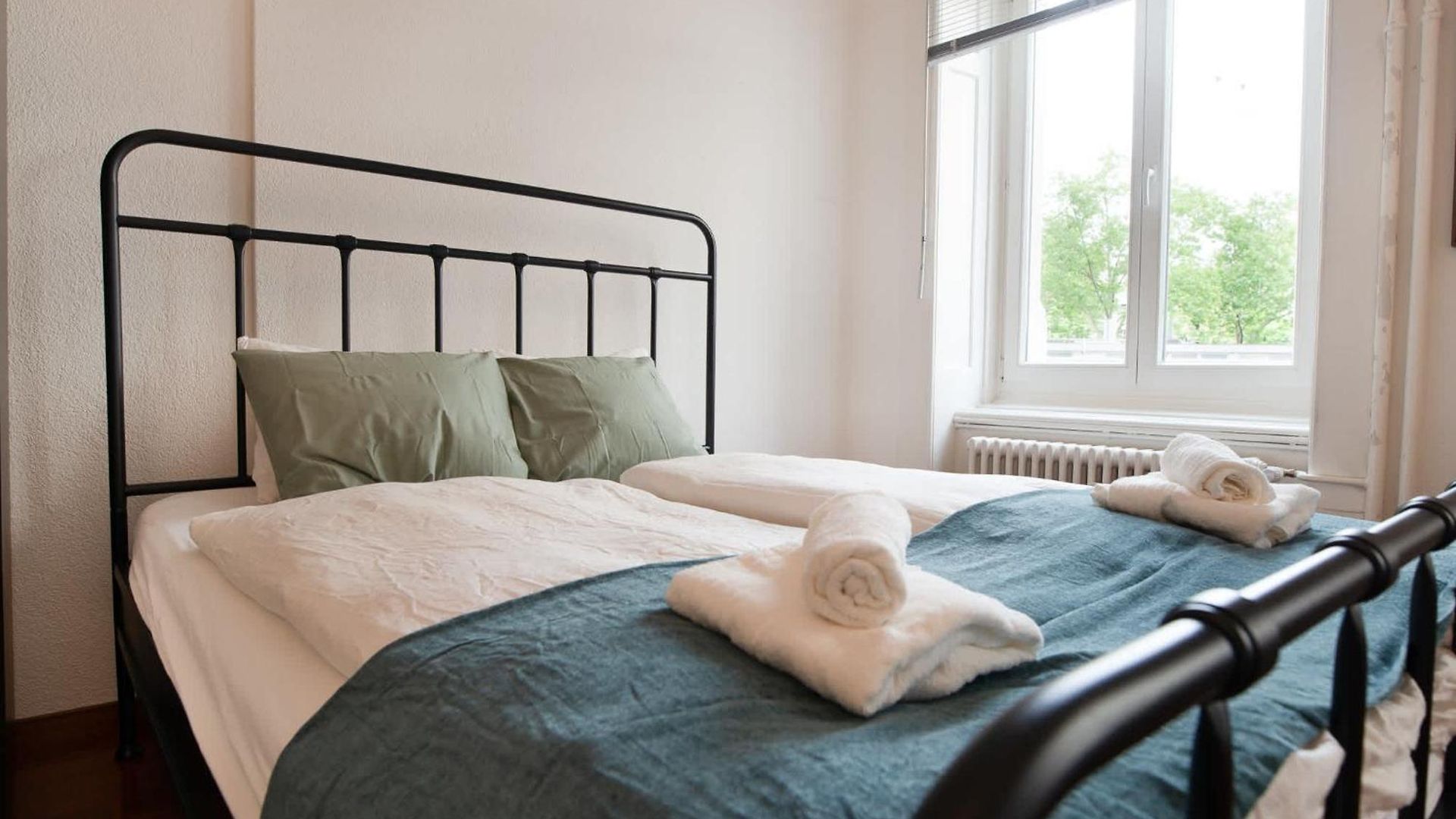 Apartment With Free Parking & Ac Tram To Center Zurich