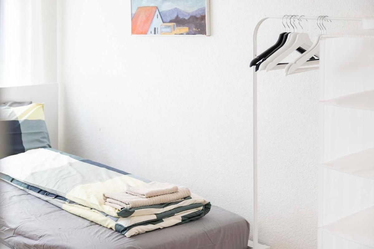 Family - 3 Bedrooms Sleeps 7 Zurich