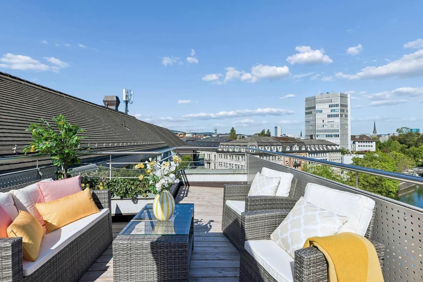 Waterfront Penthouse Ac Rooftop Free Parking Apartment Zurich