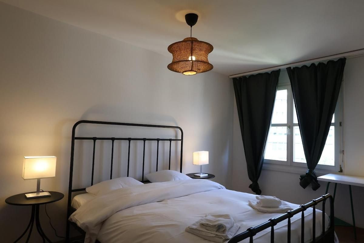 Bright & Practical 2br Near Center * Zurich