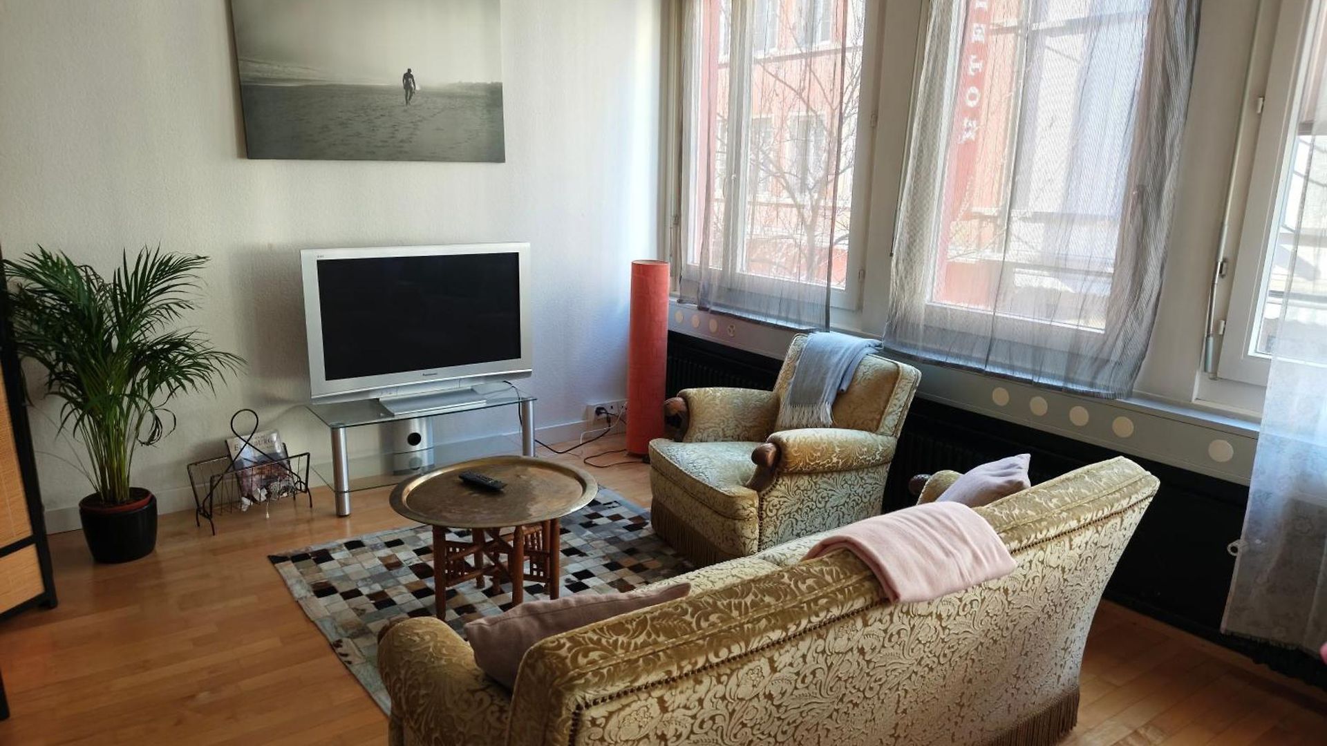 Spacious & Bright Loft In Downtown *