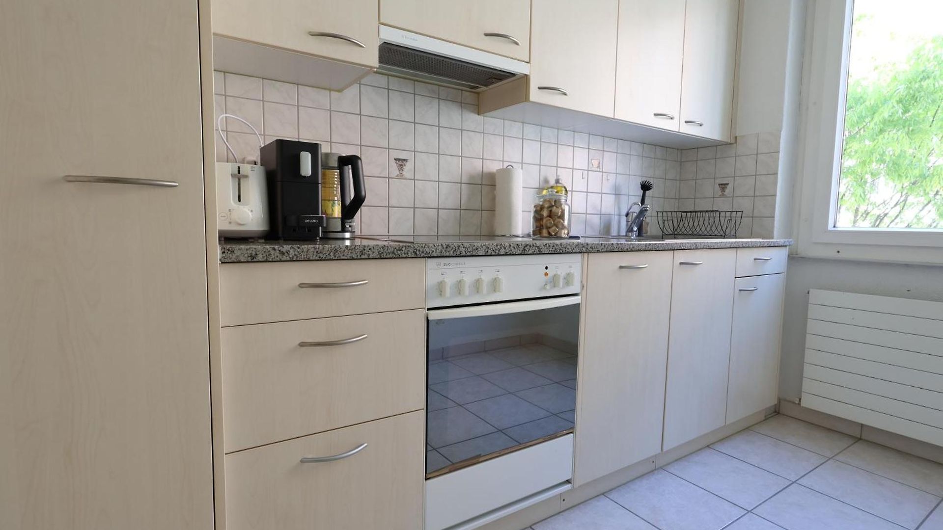 Simple & Comfy In Apartment *