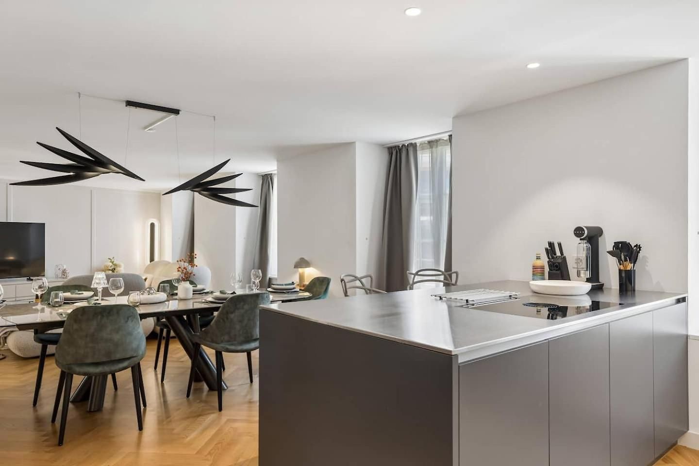 Designer Old Town Waterview Ac Zurich