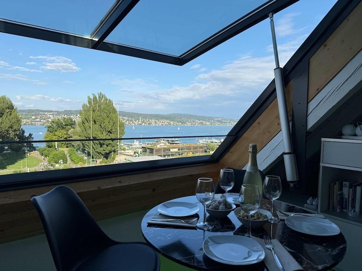 Attic With Parking And View Apartment *