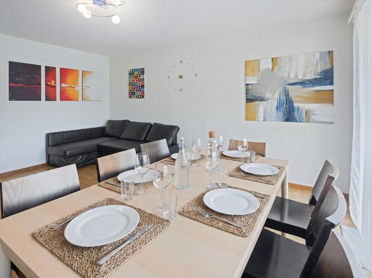 Family - 3 Bedrooms Sleeps 7 Apartment Zurich