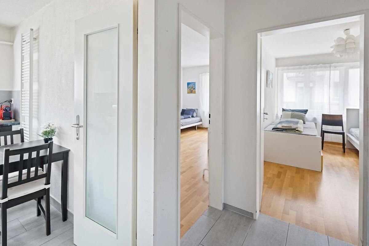 Family - 3 Bedrooms Sleeps 7