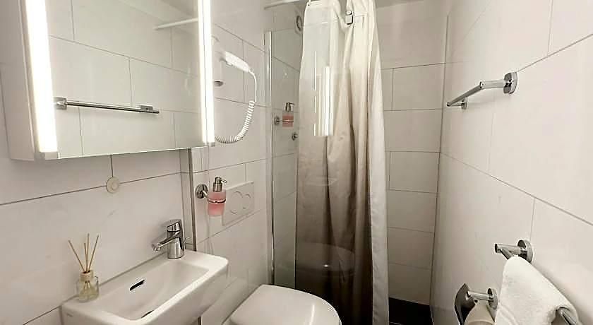 Hotel Hechtplatz 3*