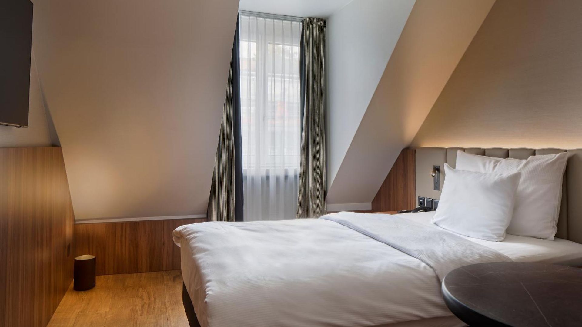 Plaza 4* Zürich