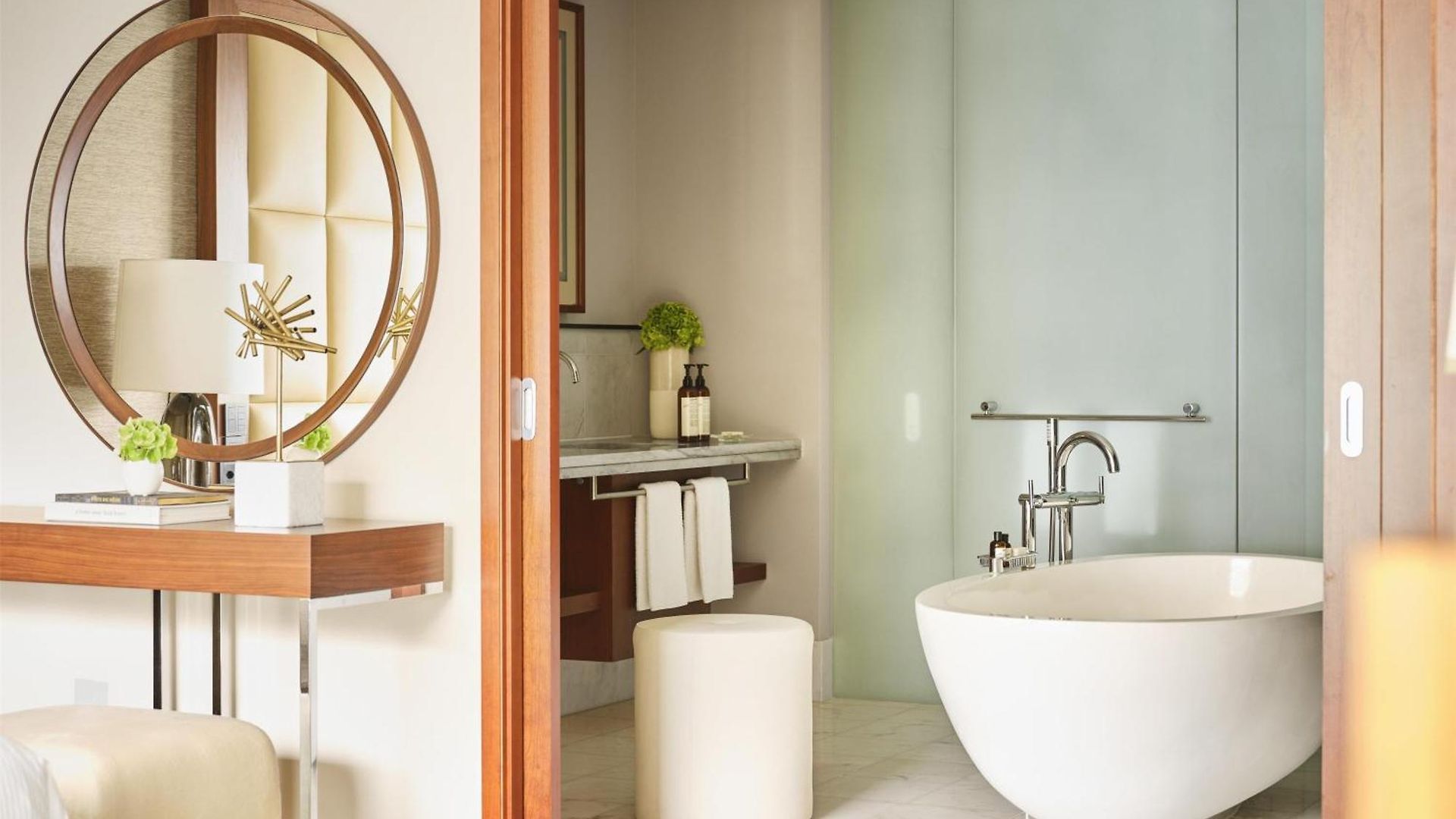 Park Hyatt – Center Luxury Hotel