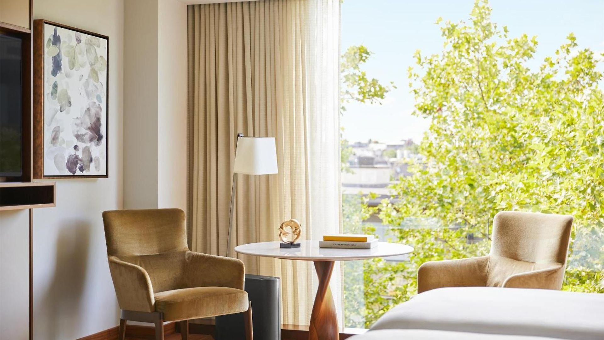 Park Hyatt – Center Luxury