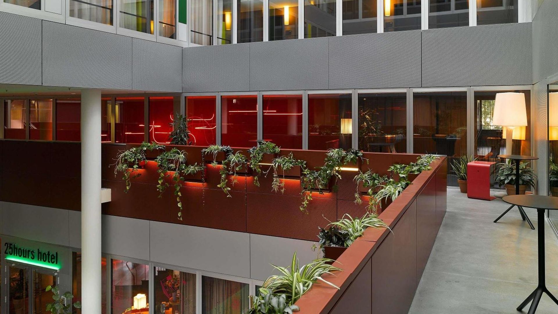 25hours West Hotel 4*