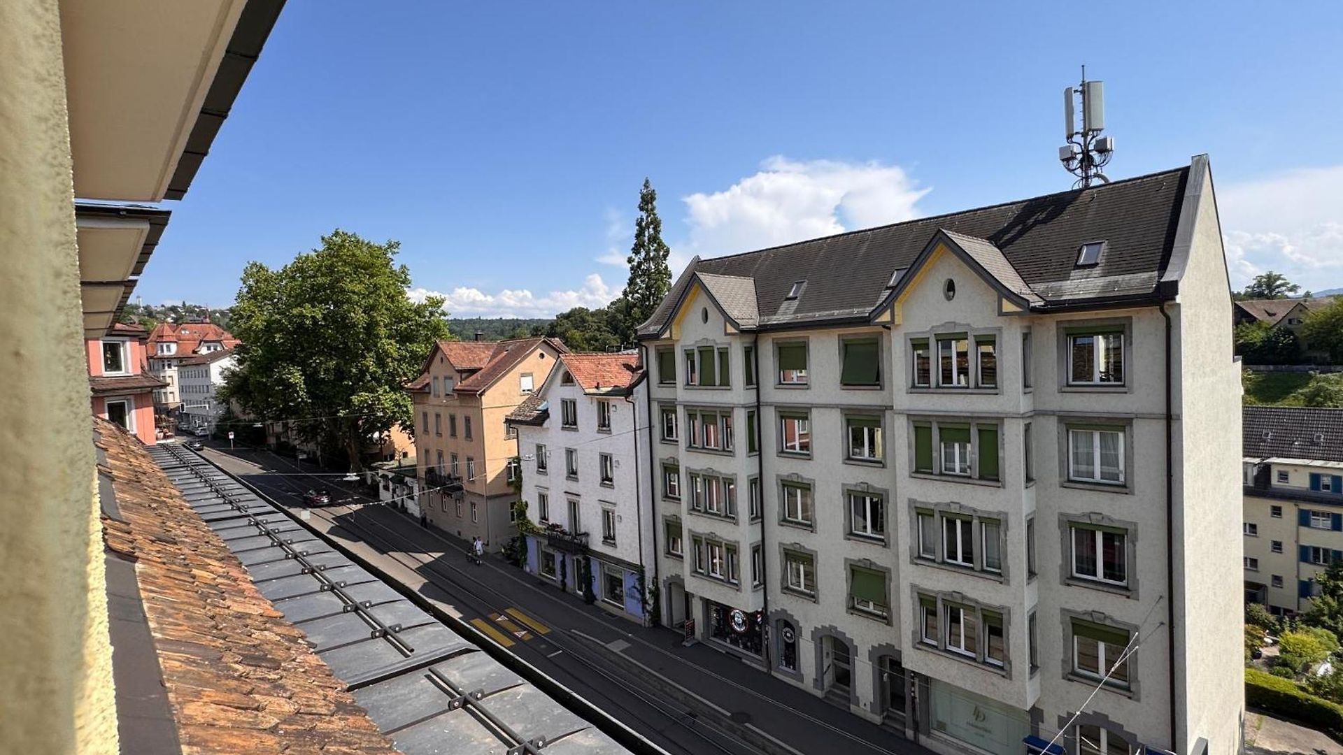 - Forchstrasse Apartment Zurich