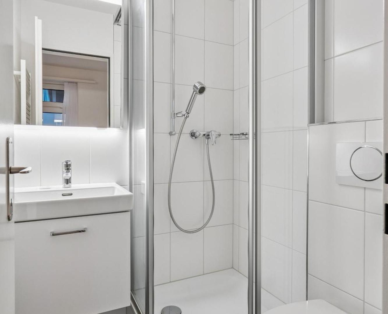 Apartment Exclusive Near Center - Color 4 Zurich
