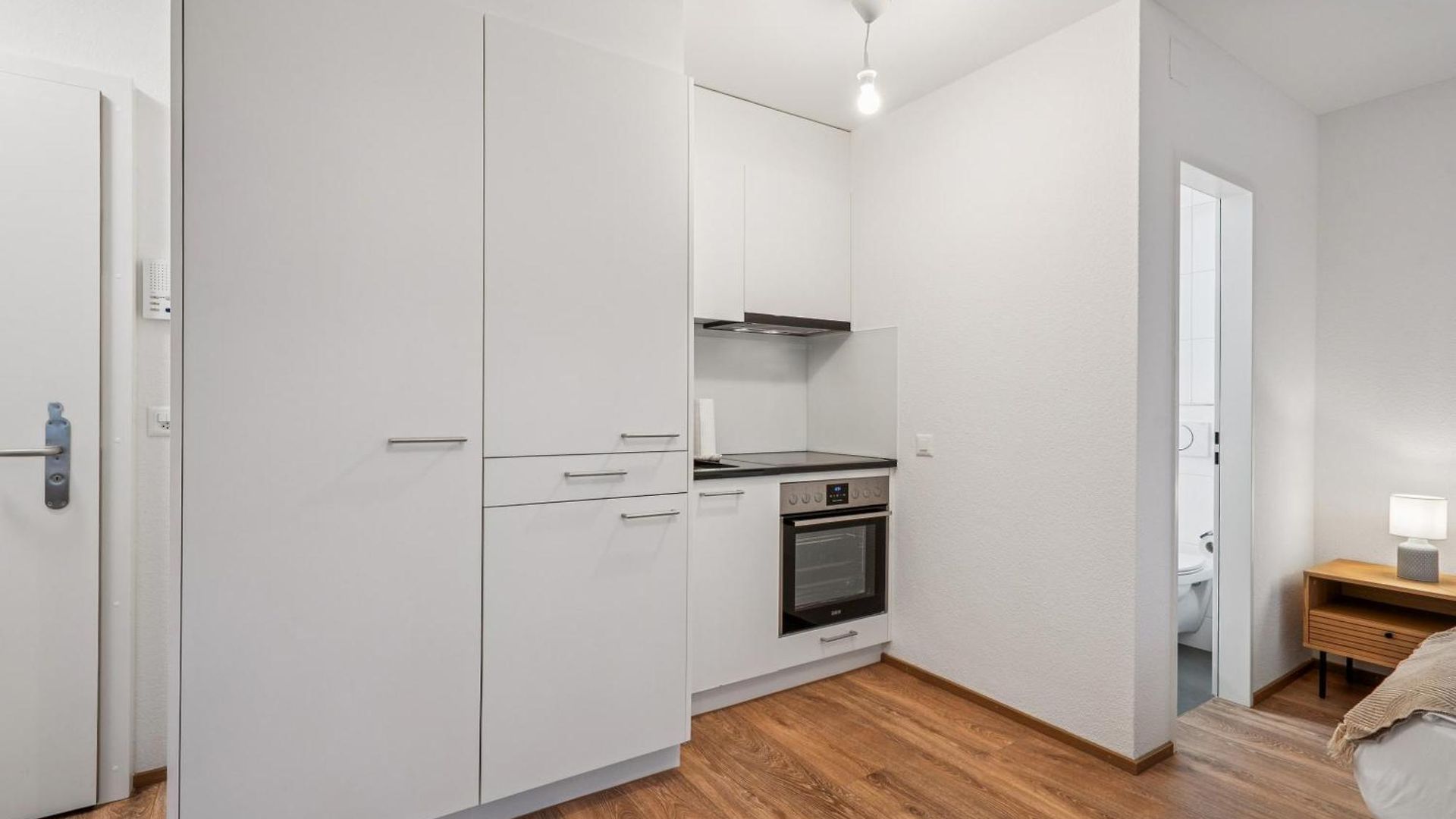 Exclusive Near Center - Color 4 Apartment