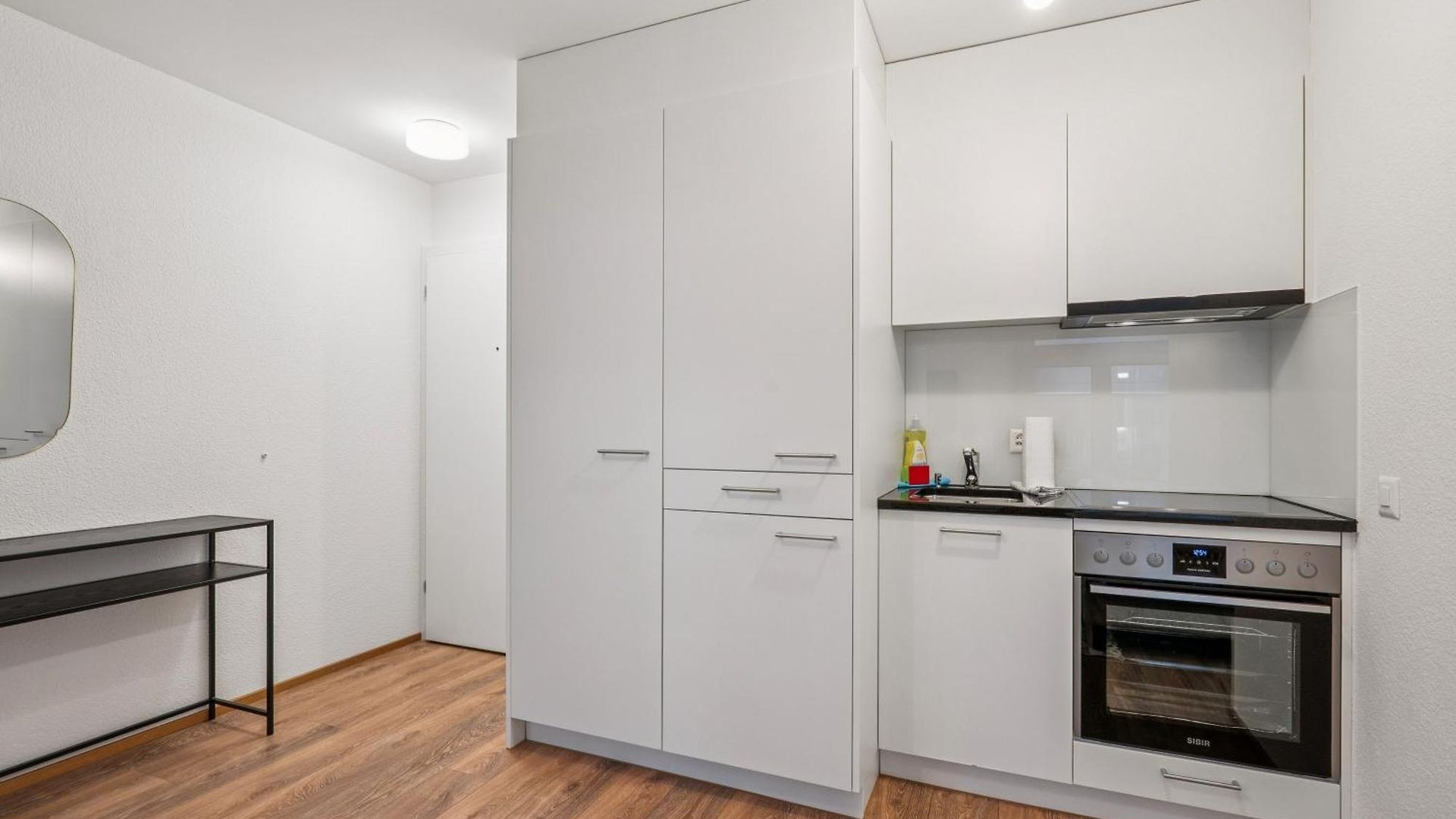 Apartment Exclusive Near Center - Color 4