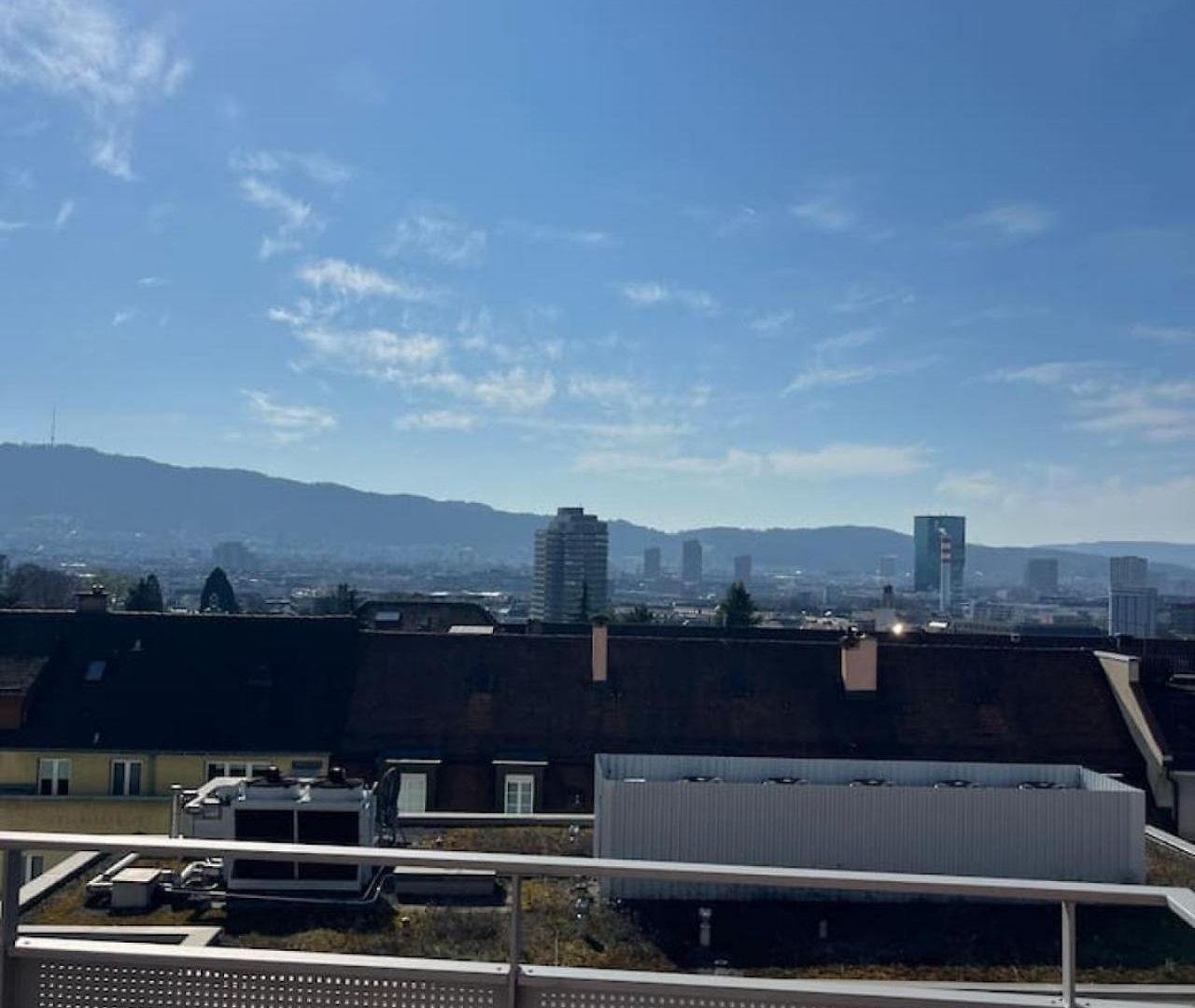 Stylish 2br With Stunning Views - Tilia 41