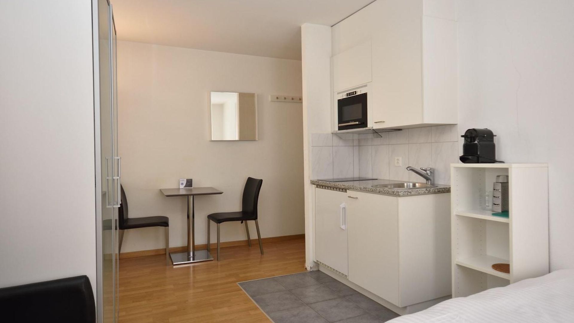 Apartment Near Rennweg - Stork 33