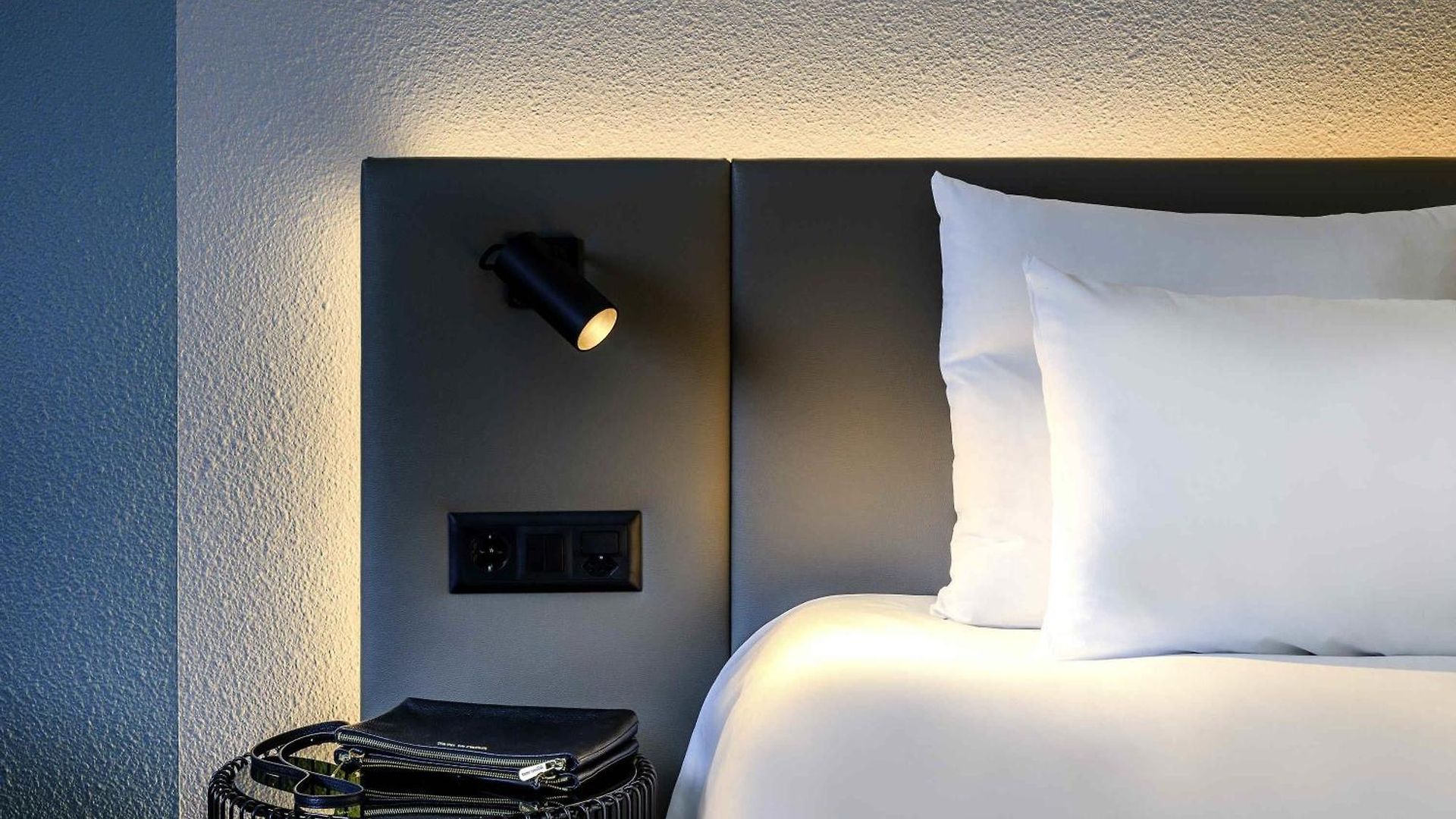 Hotel Novotel West