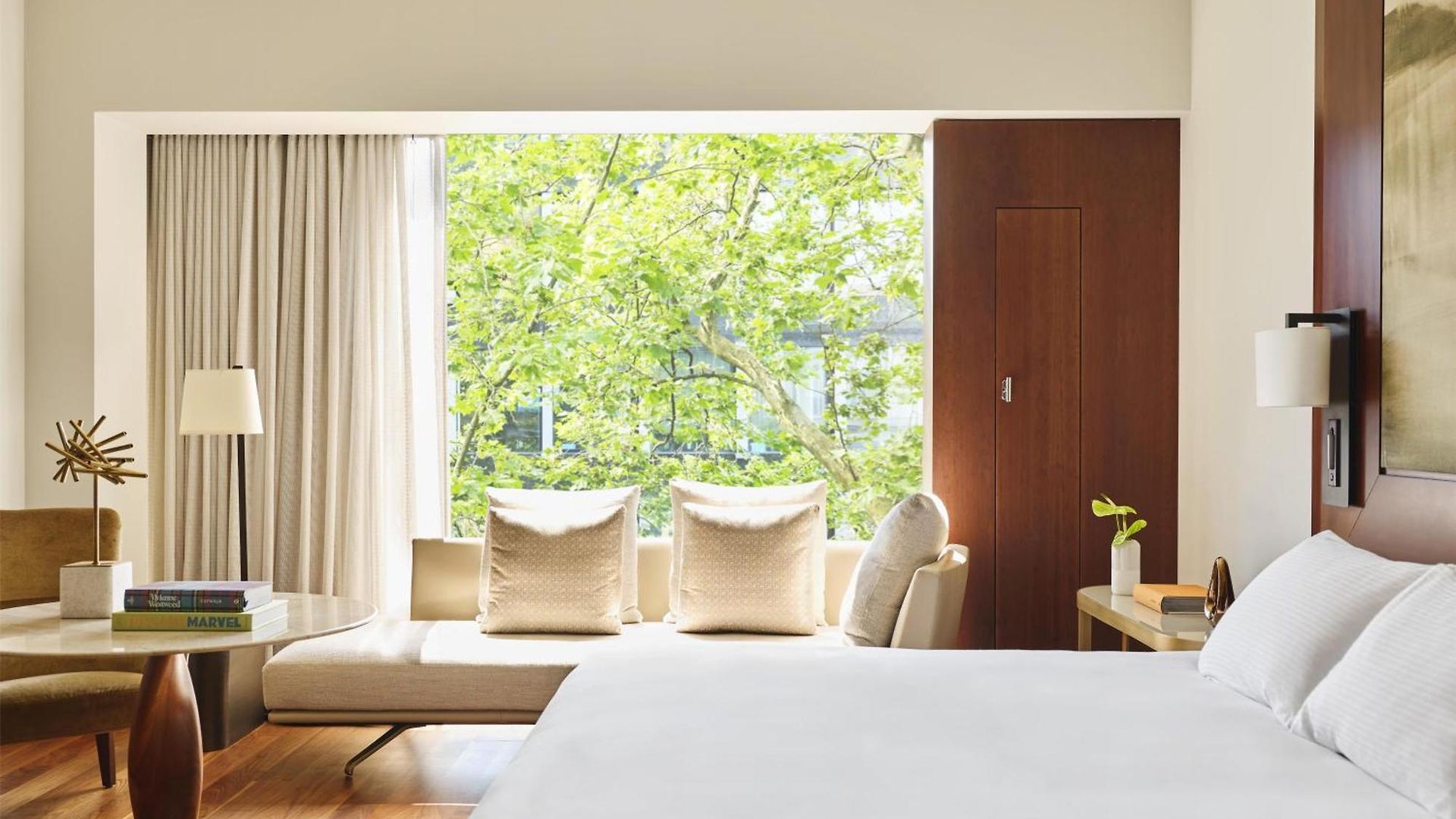 Park Hyatt - Center Luxury Hotel 5*
