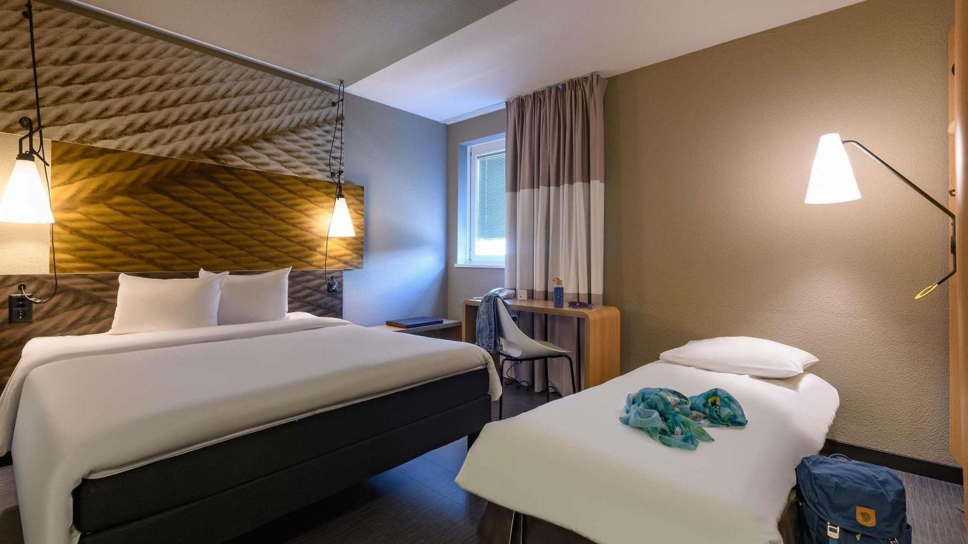 Ibis West Hotel 3*