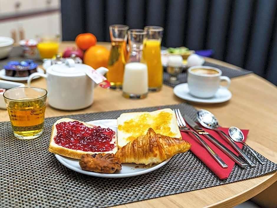 Ibis Styles Center