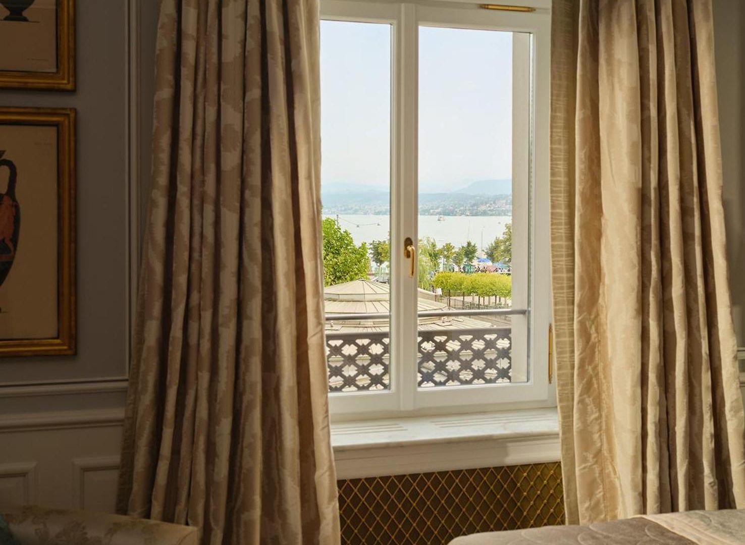 Hotel Baur Au