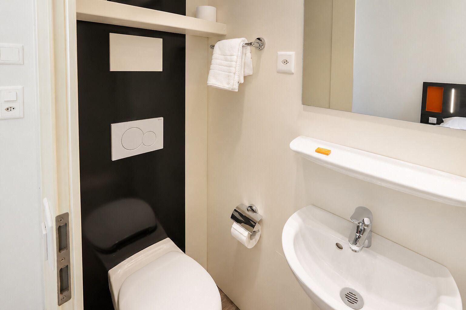 Easyhotel Limmatplatz Hotel 2*