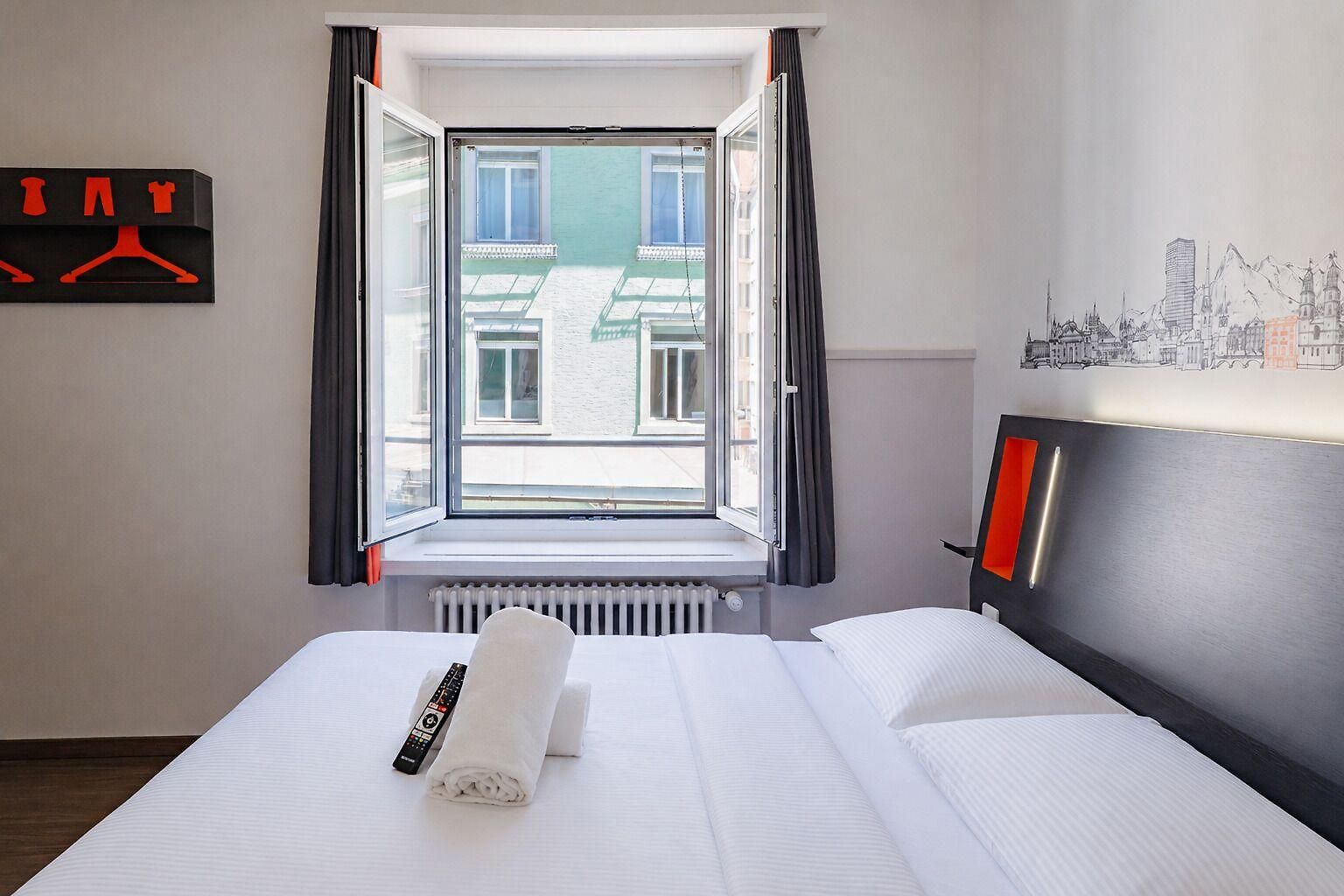 Easyhotel Limmatplatz 2* Zürich