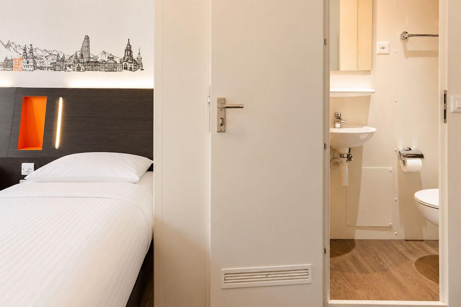 Easyhotel Limmatplatz Hotel
