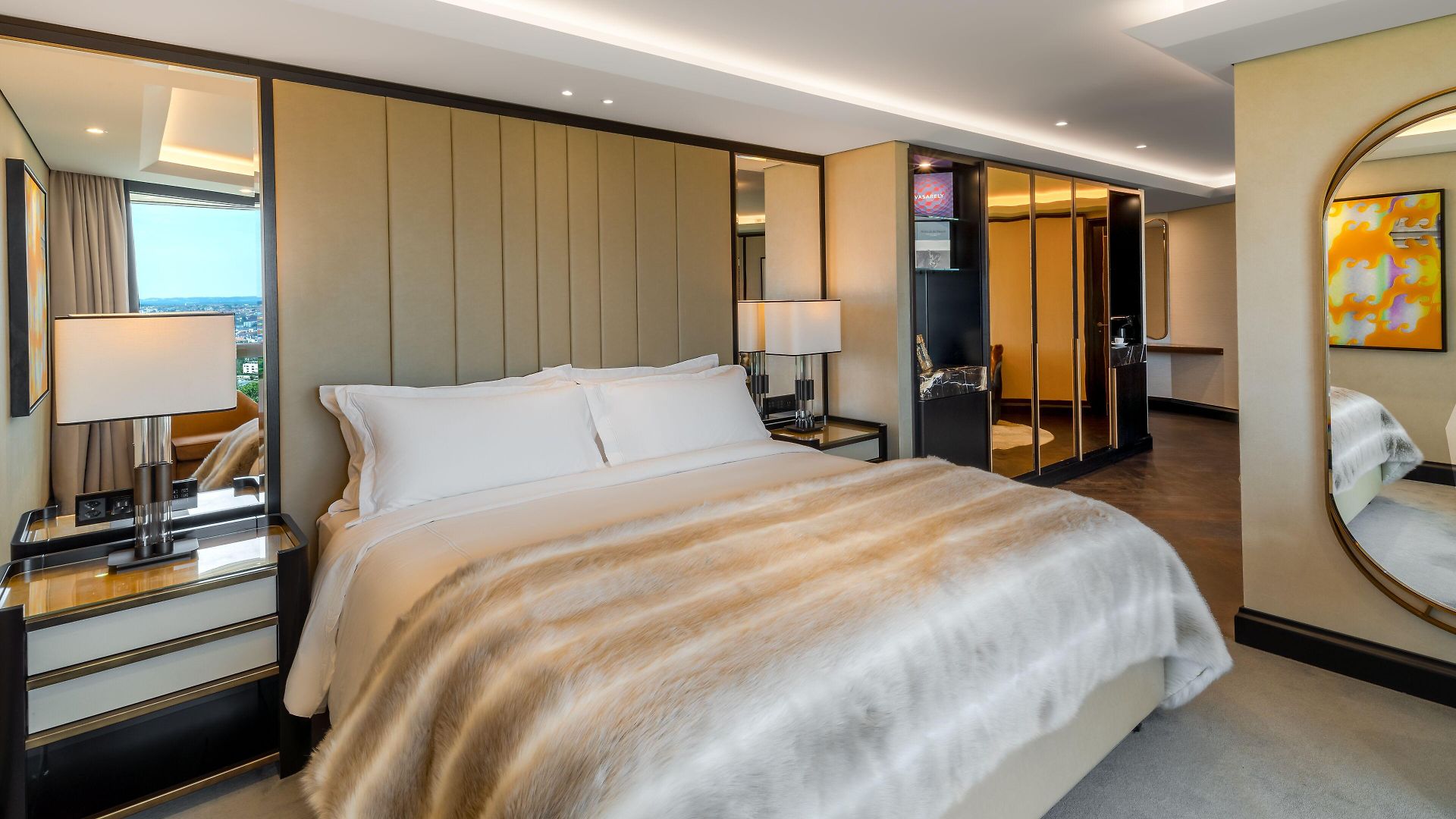 Five - Luxury Hotel 5*