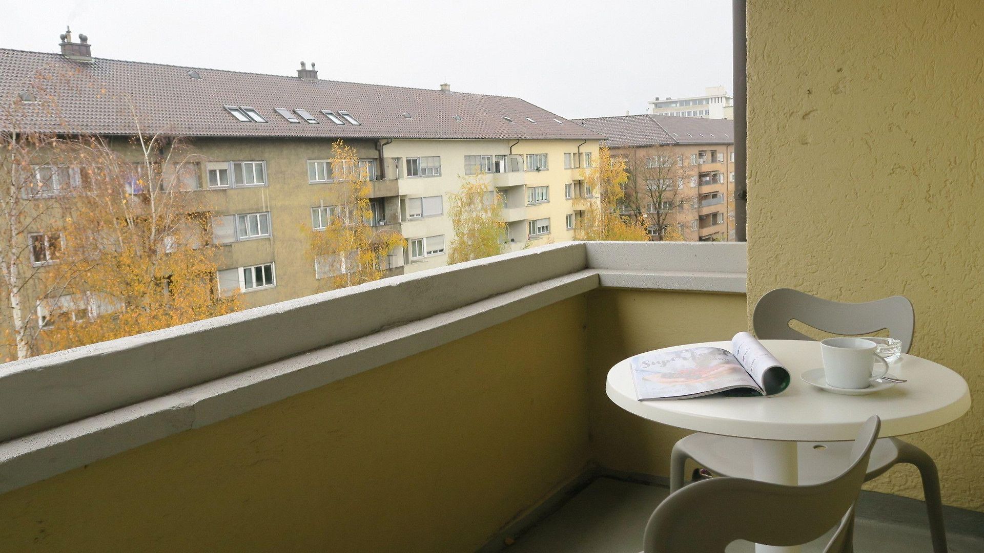 Apartment Furnished Homes *