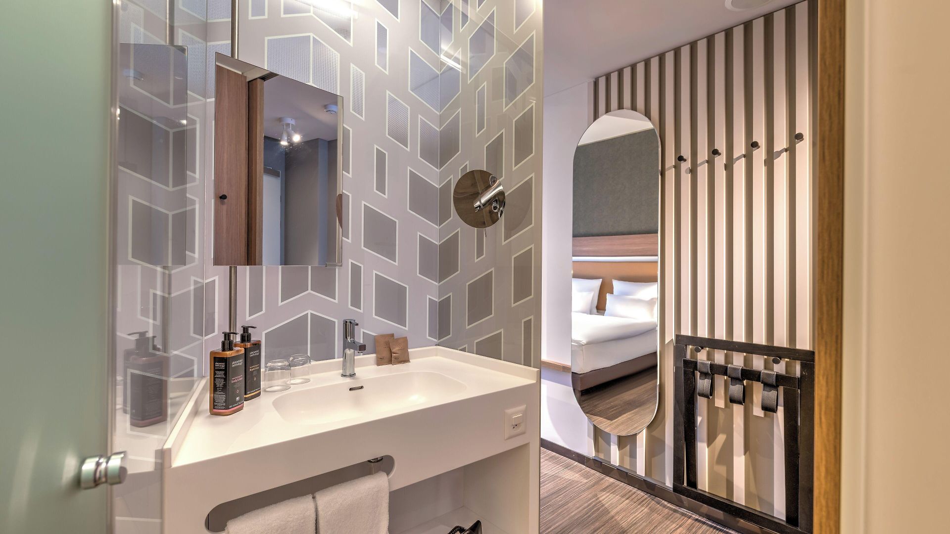 Mercure 4*
