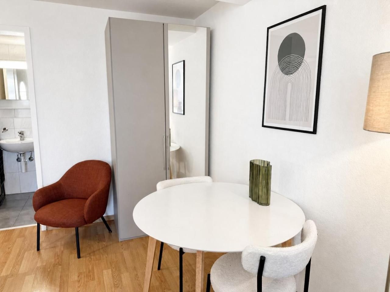 In A Perfect Location - Stork 35 Apartment Zurich