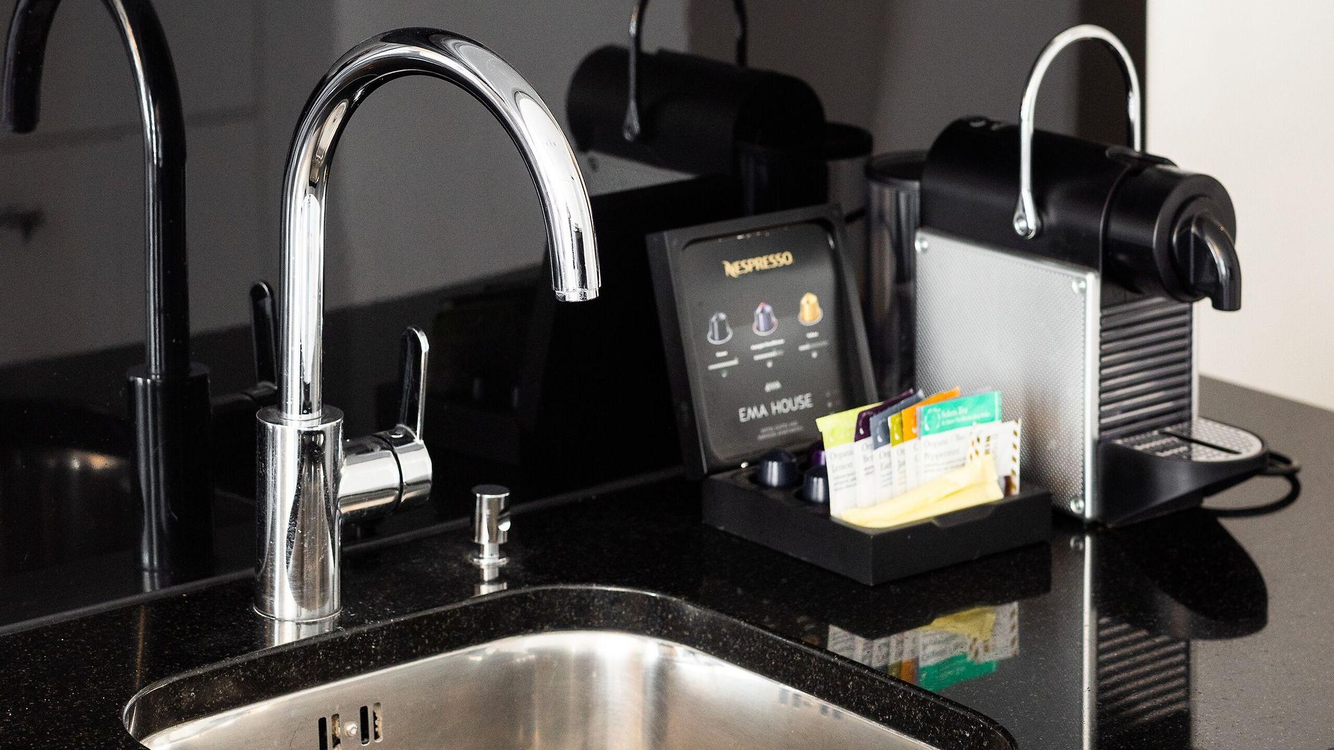 Ema House Serviced Superior Seefeld Zurich