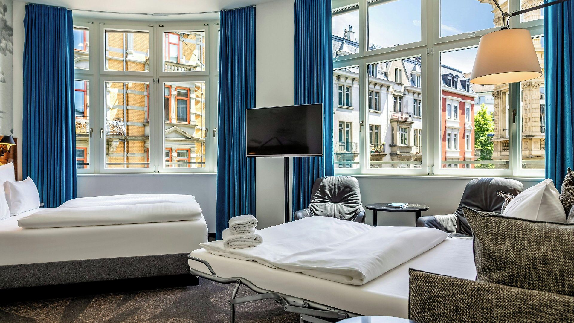 Hotel One