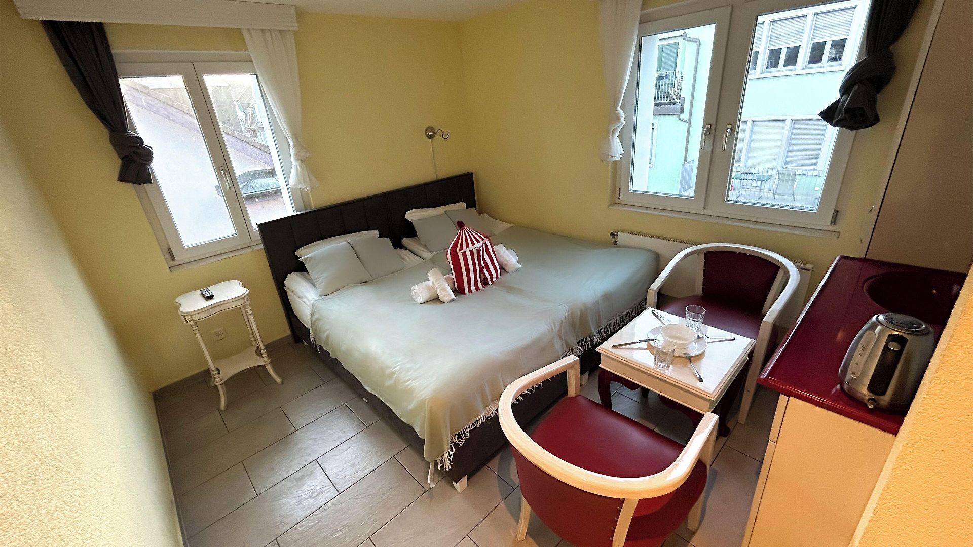 Gasthaus210 Guest house