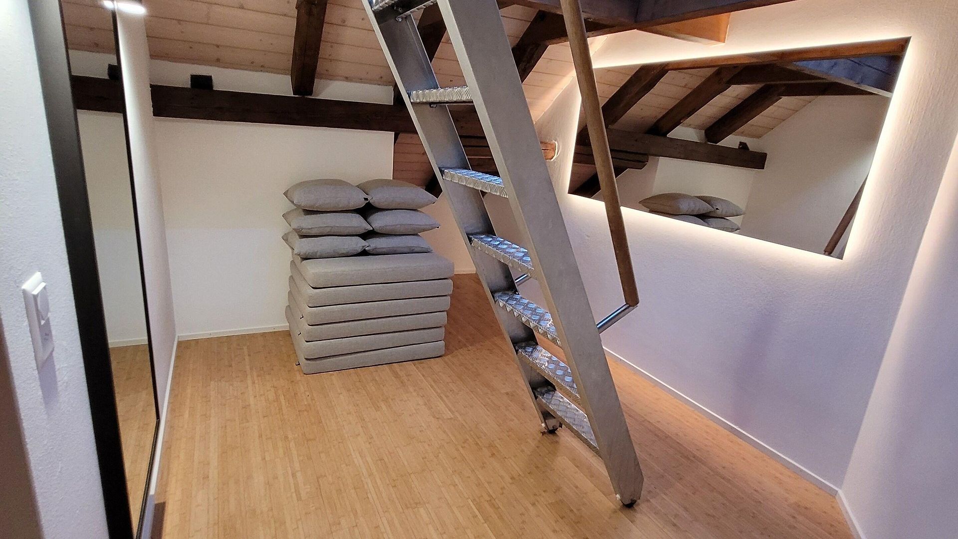 Apartment Le Bijou Lintheschergasse / Hb *