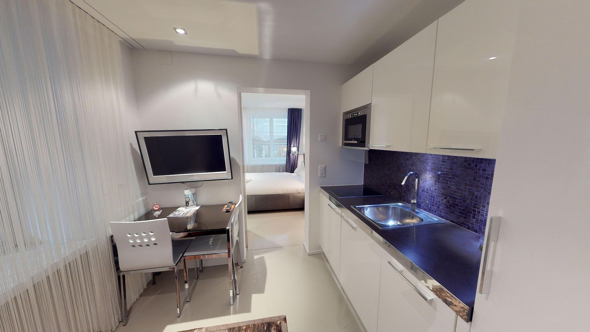 Visionapartments Zweierstrasse - Self Check-in Apartment Zurich