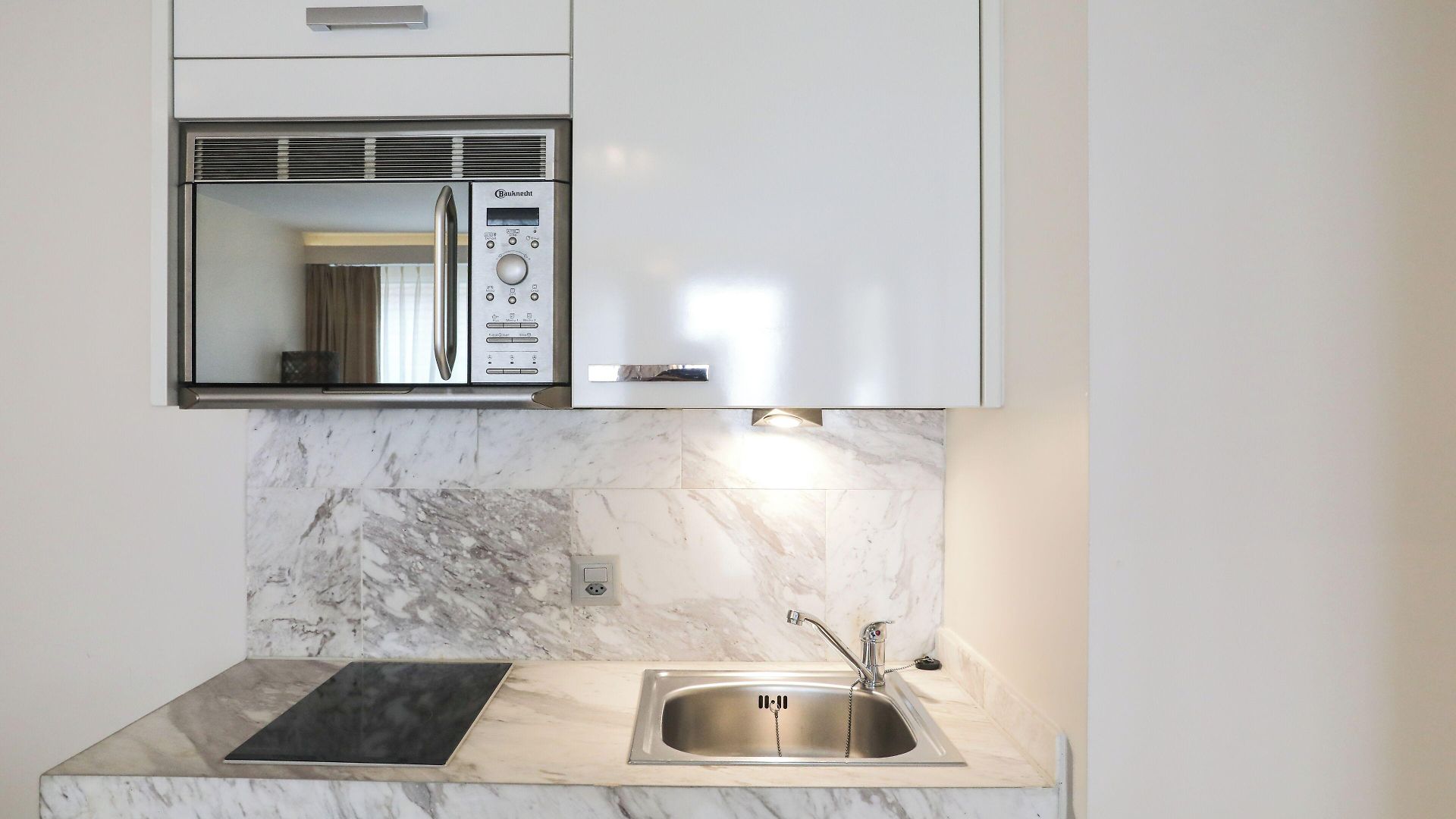 Visionapartments Freyastrasse - Self Check-in Apartment *