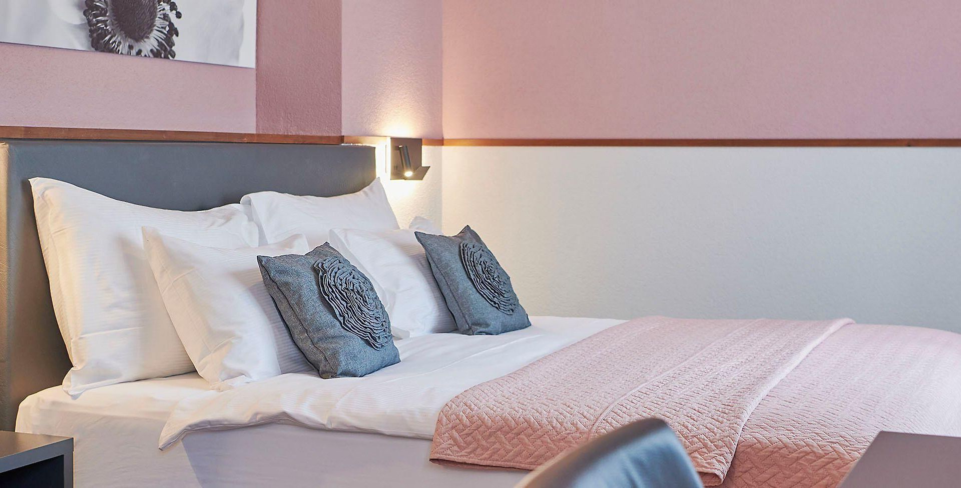 Hotel Hottingen - Near Old Town And 3*
