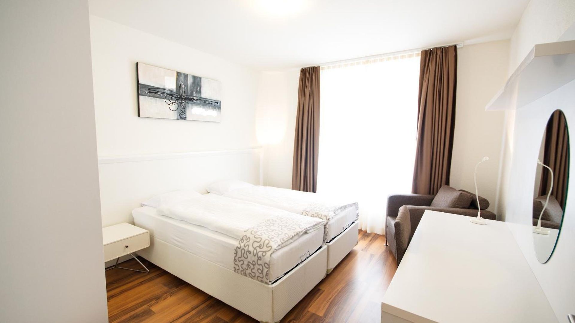 Apartment Luxury By Livingdowntown