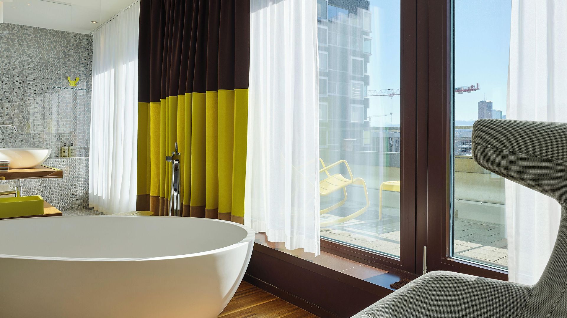 Hotel 25hours West 4*