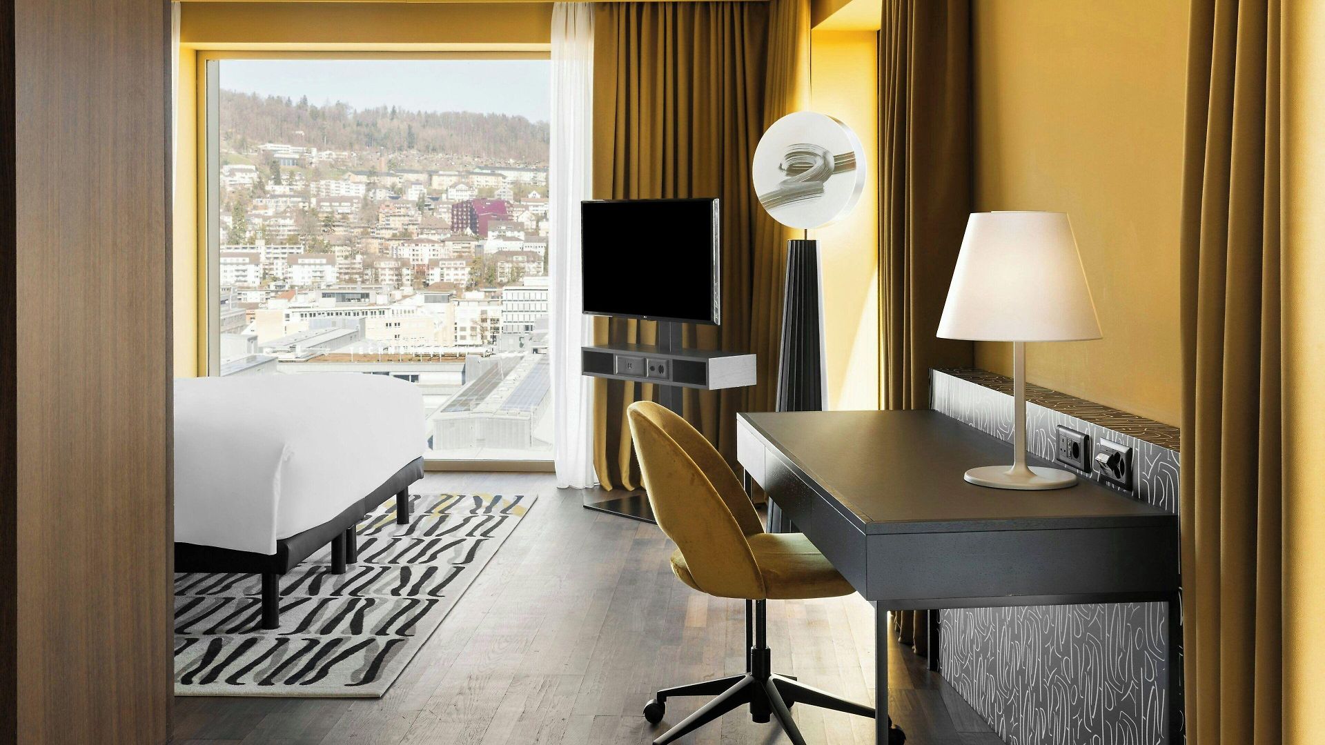 Hotel Renaissance Tower Zürich
