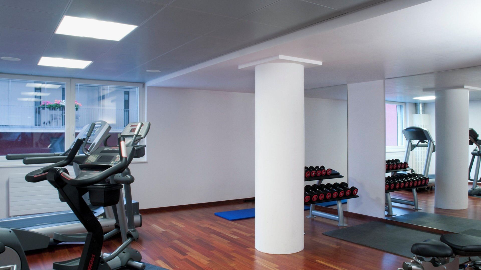 Messe By Ihg Hotel Zurich