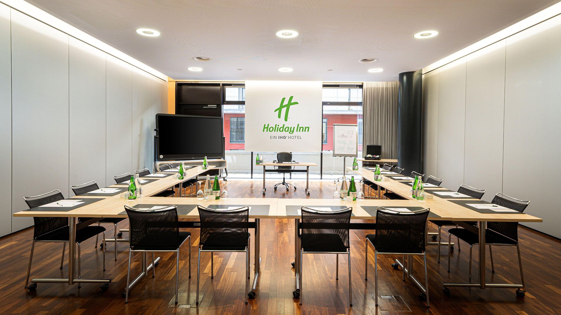 Hotel Messe By Ihg 4*