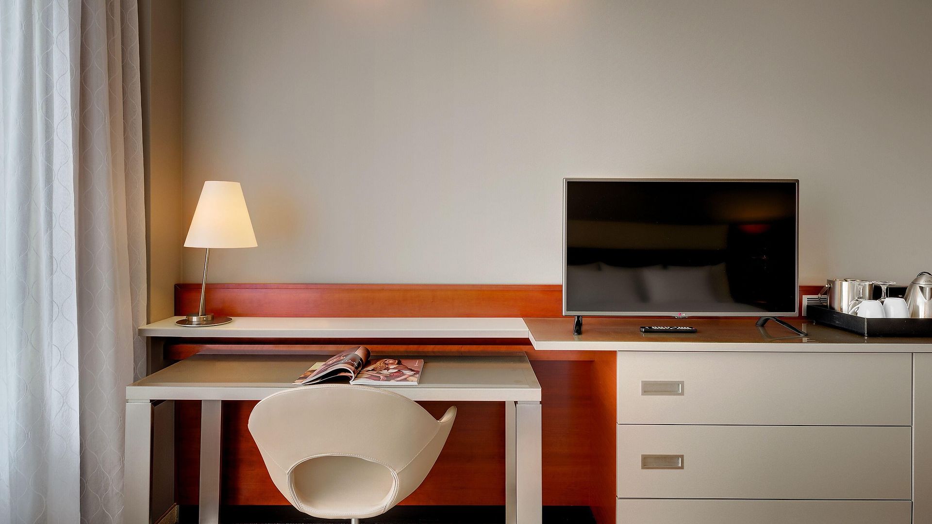 Courtyard By Marriott North Hotel 4*