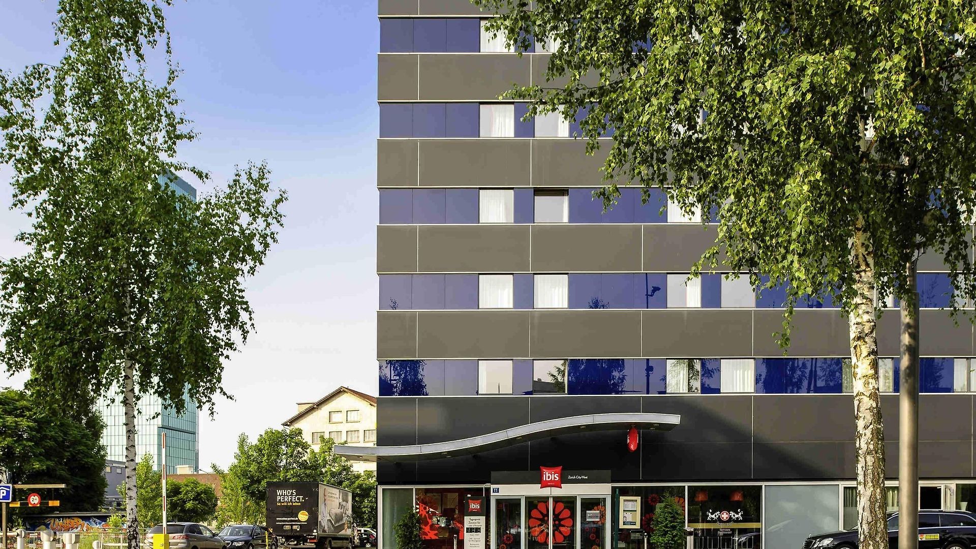 Ibis West Hotel
