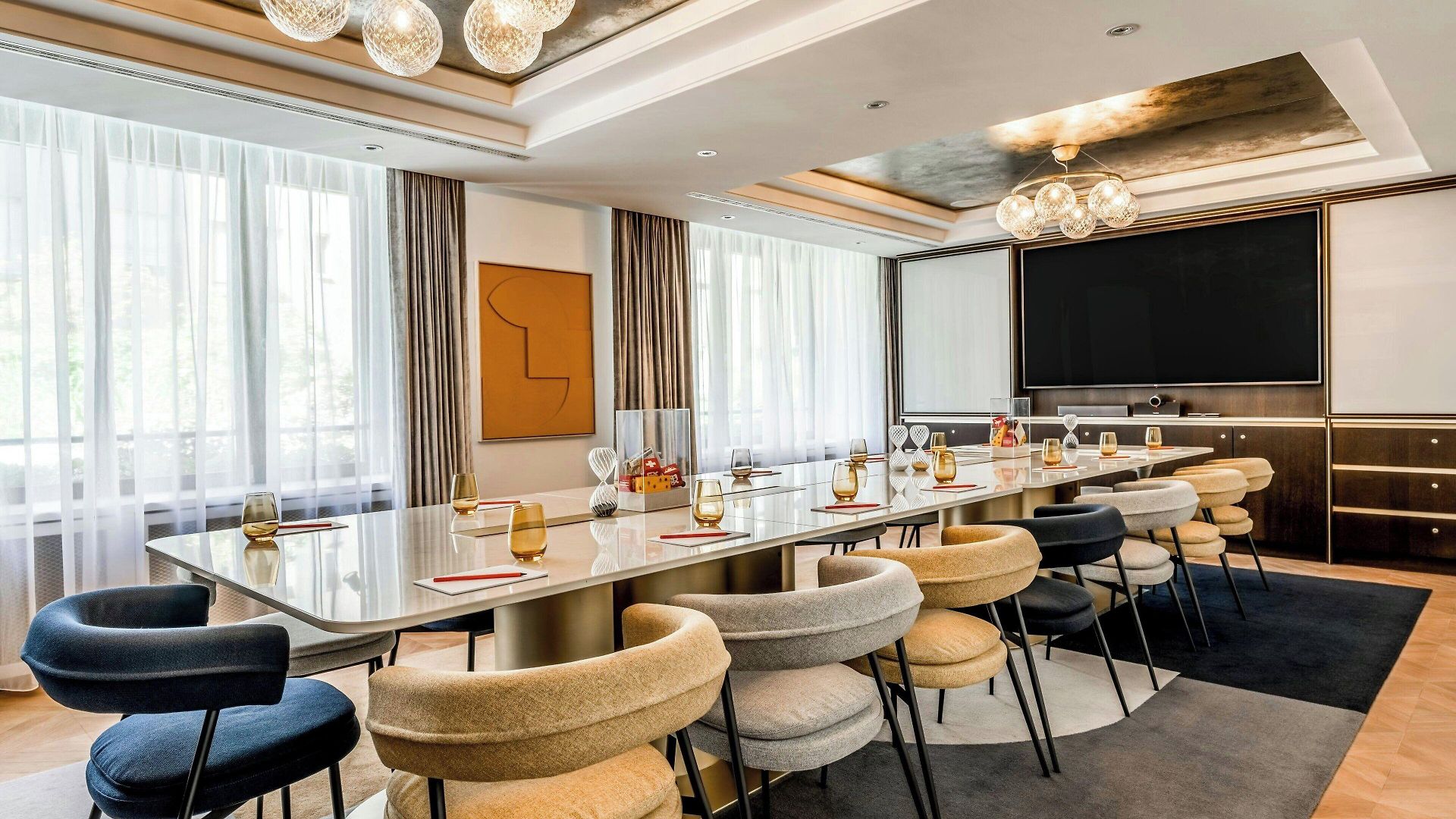 Neues Schloss Privat Zurich, Autograph Collection Hotel