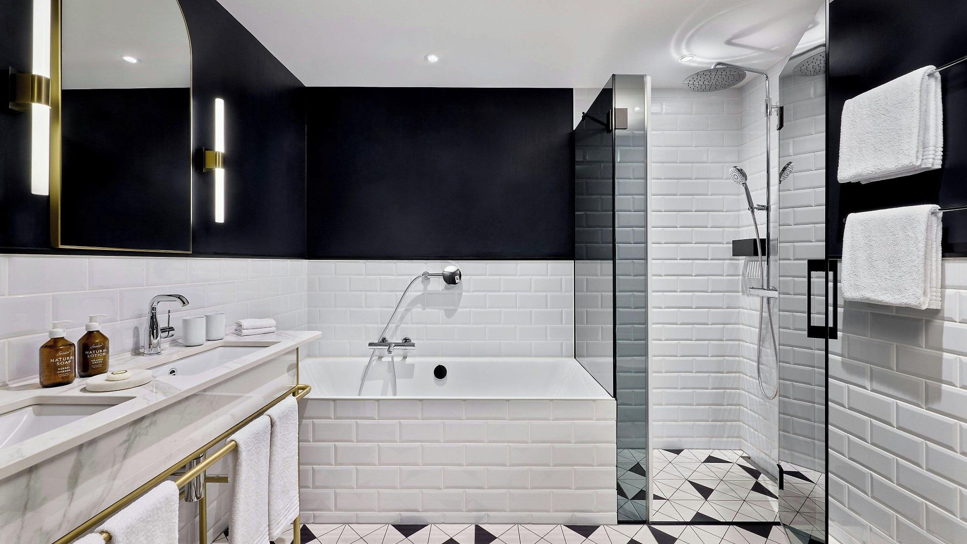 Neues Schloss Privat Zurich, Autograph Collection Hotel